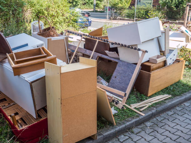 Best Household Junk Removal  in Iron Mountain, MI
