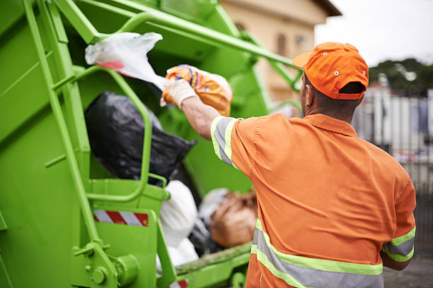 Best Construction Debris Removal  in Iron Mountain, MI